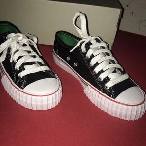 PF Flyers